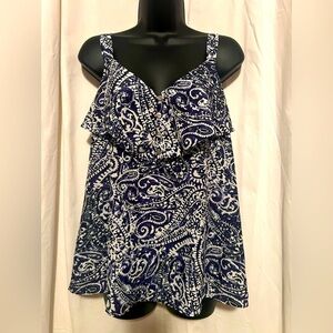 Loft Lightweight Tank Blouse Womens Sz L With Layered Ruffle Chest